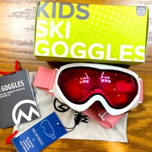 NWT OutdoorMaster kids ski goggles. Brand new